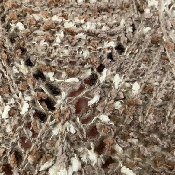 MADE WITH LOVE Sweater - Picture 3 of 6